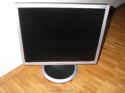 SANY0933a (Medium).jpg