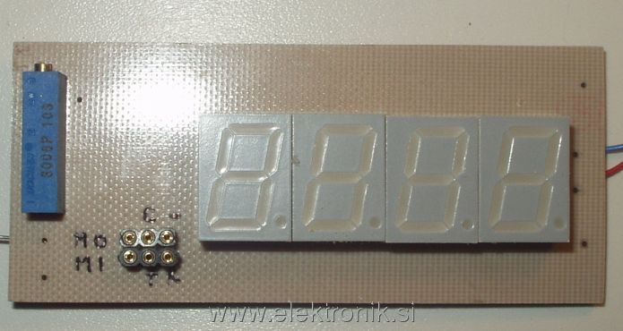 Vmeter Attiny26 spredaj