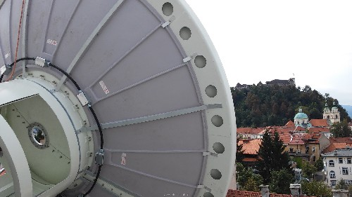 3,7M NOVA ANTENA - POGLED NA GRAD.jpg