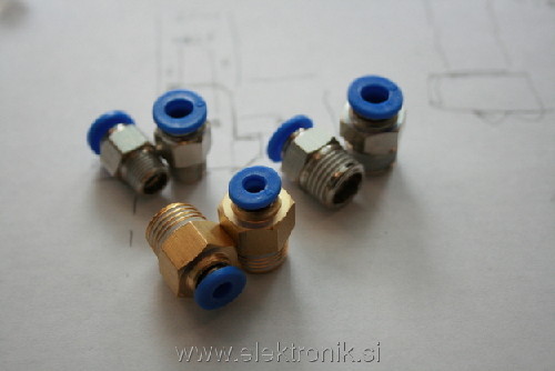 adapter999.jpg