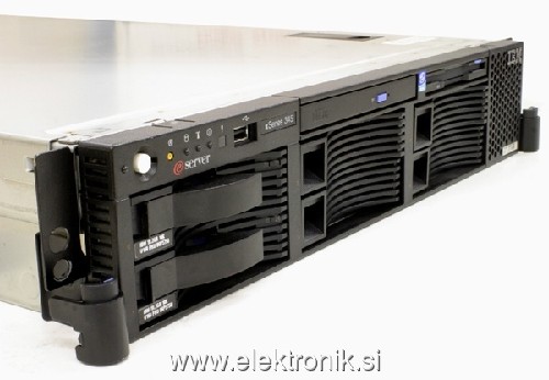 angle-view-of-ibm-x345-xseries-default.jpg
