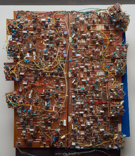dolby_sr_breadboard.jpg