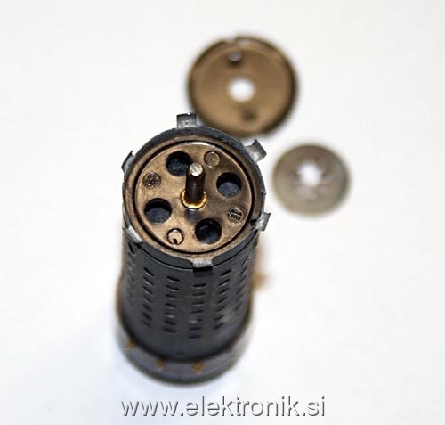 e12.jpg
