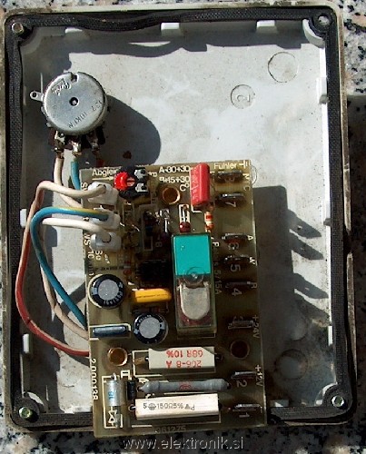 elektronski termostat.JPG