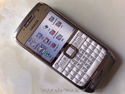 Nokia E71.jpg