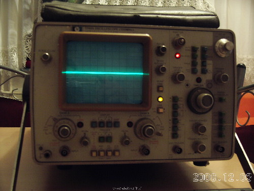 osciloskop HP 1740 002.jpg