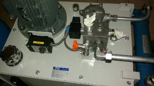 PH 1 (Medium).jpg