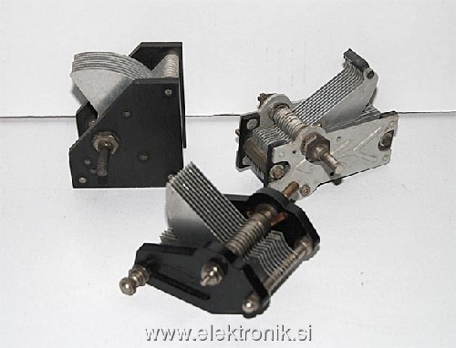 r77.jpg