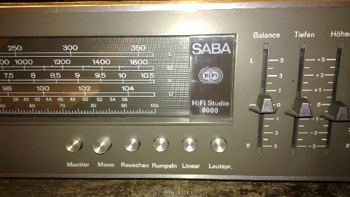 Radio-.jpg