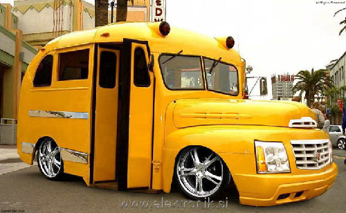 schoolbus.jpg