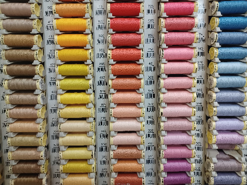 sewing-threads.jpg