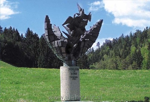 spomenik.jpg