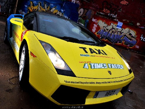 super-comfortable-taxi-lamborghini.jpg