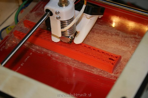 Ultimaker2kgReelHolder-1.jpg