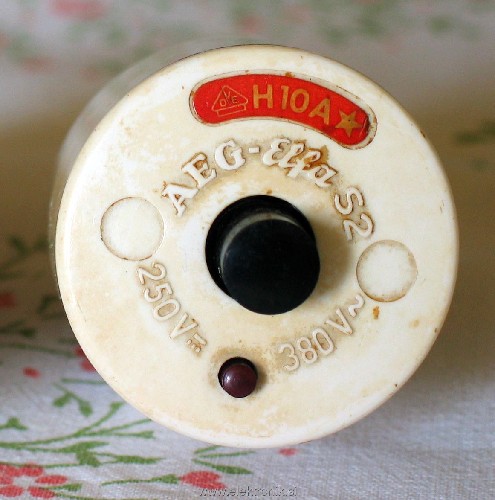 varovalka 10A DD.jpg