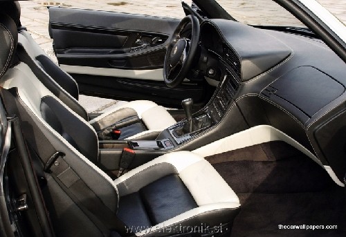 Volga-GAZ-V12-Coupe-006.jpg